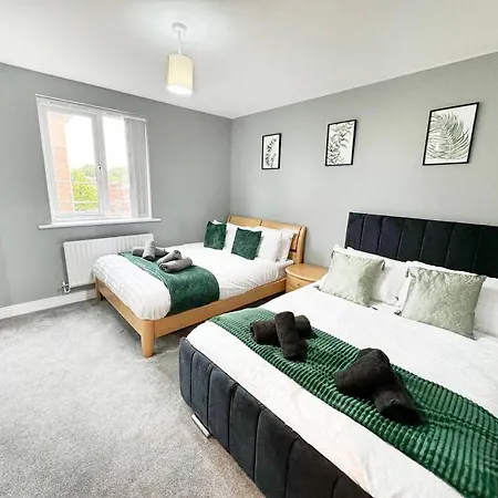 Contractor - Weekly - 2 Bedroom - 4 Beds Apartment