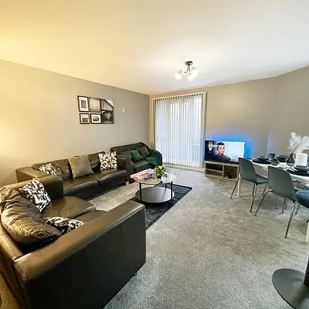 Apartment Contractor - Weekly - 2 Bedroom - 4 Beds